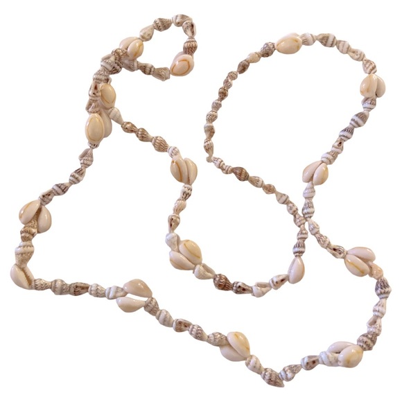 Long Sea Shell Beaded Beach Necklace - Picture 3 of 6